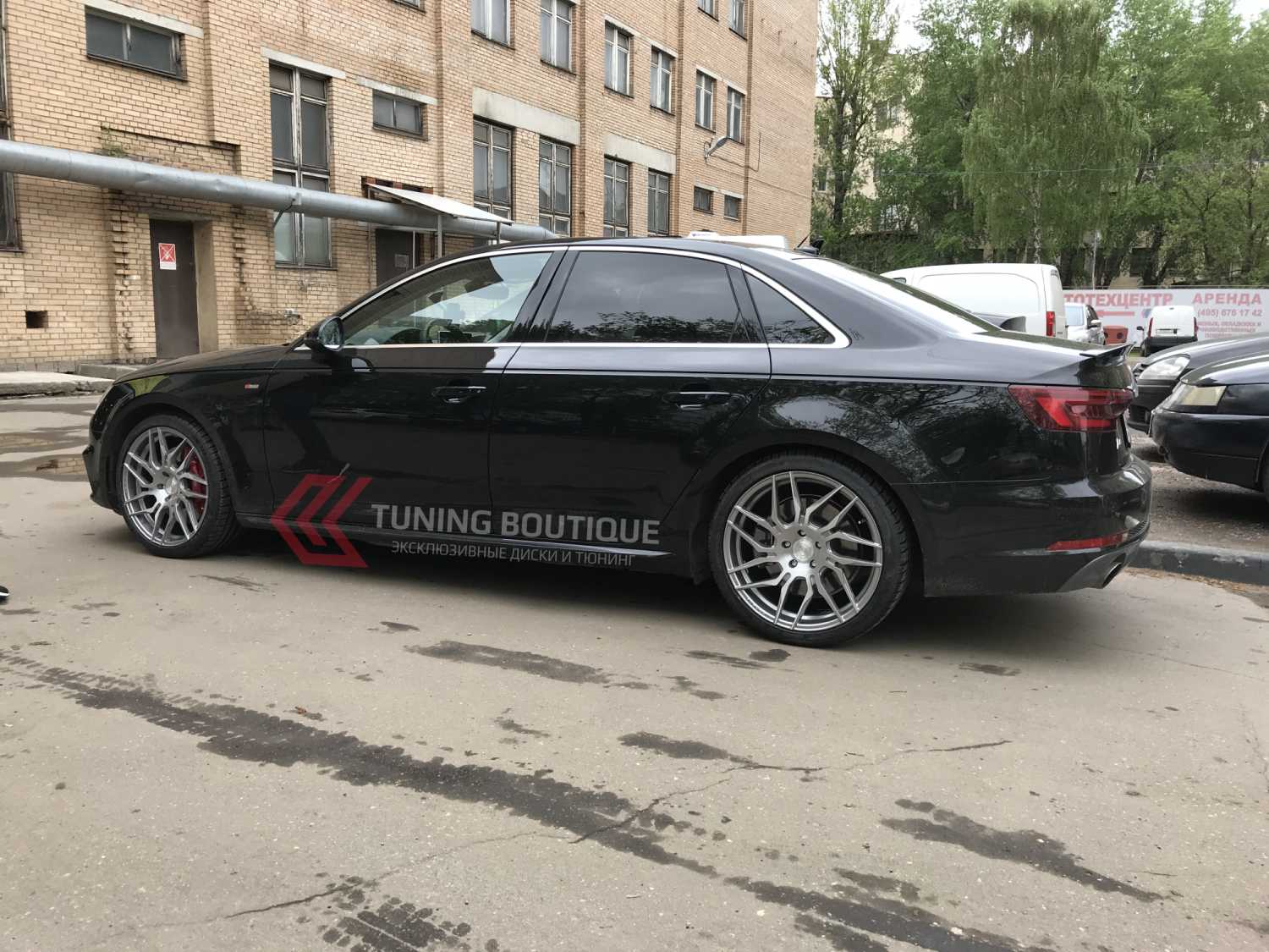 Audi A4 на 19" дисках Rohana RFX7  фото 2